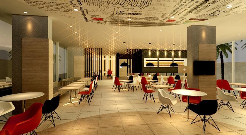 Ibis Jakarta Senen Luaran gambar