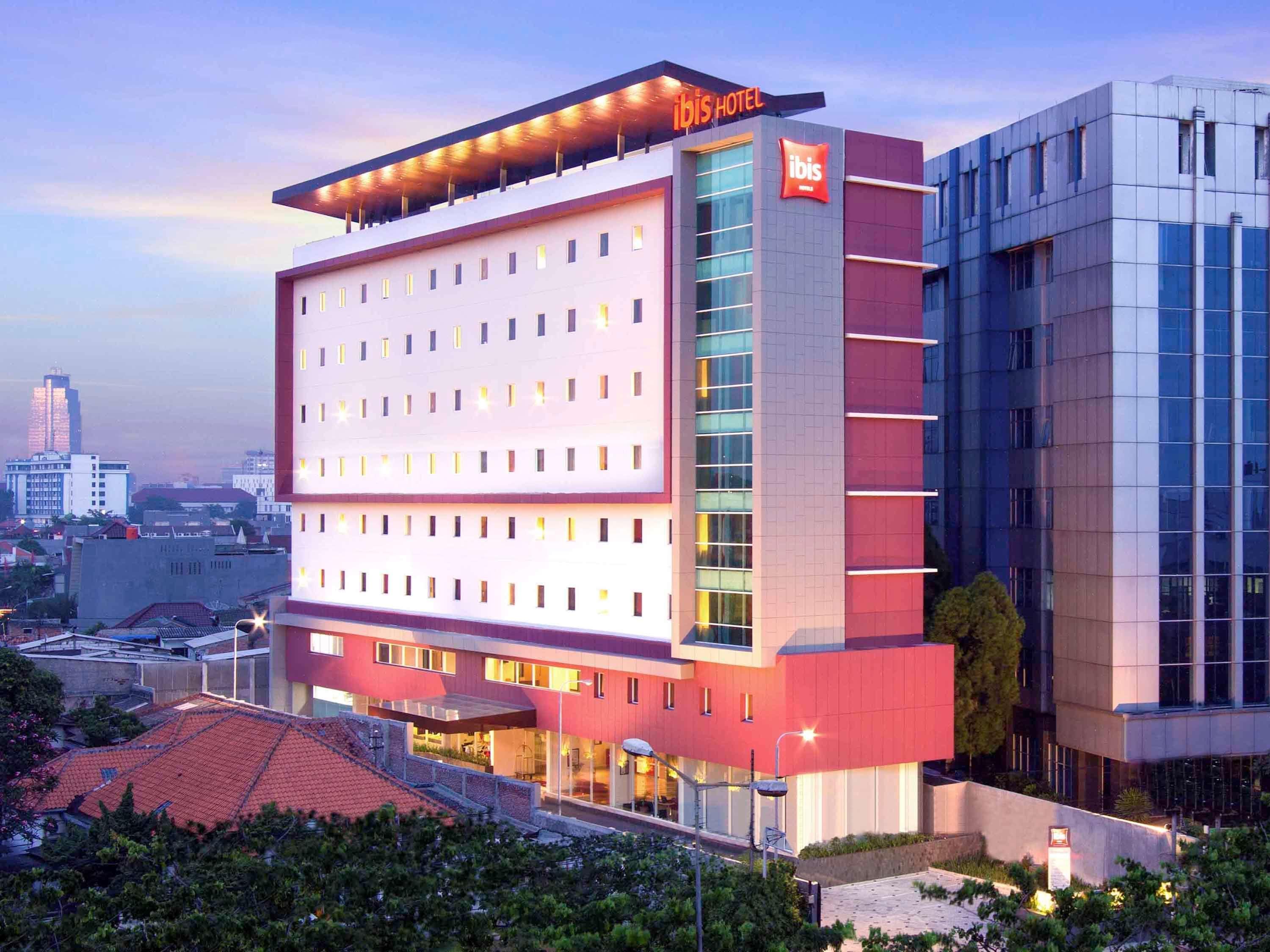 Ibis Jakarta Senen Luaran gambar