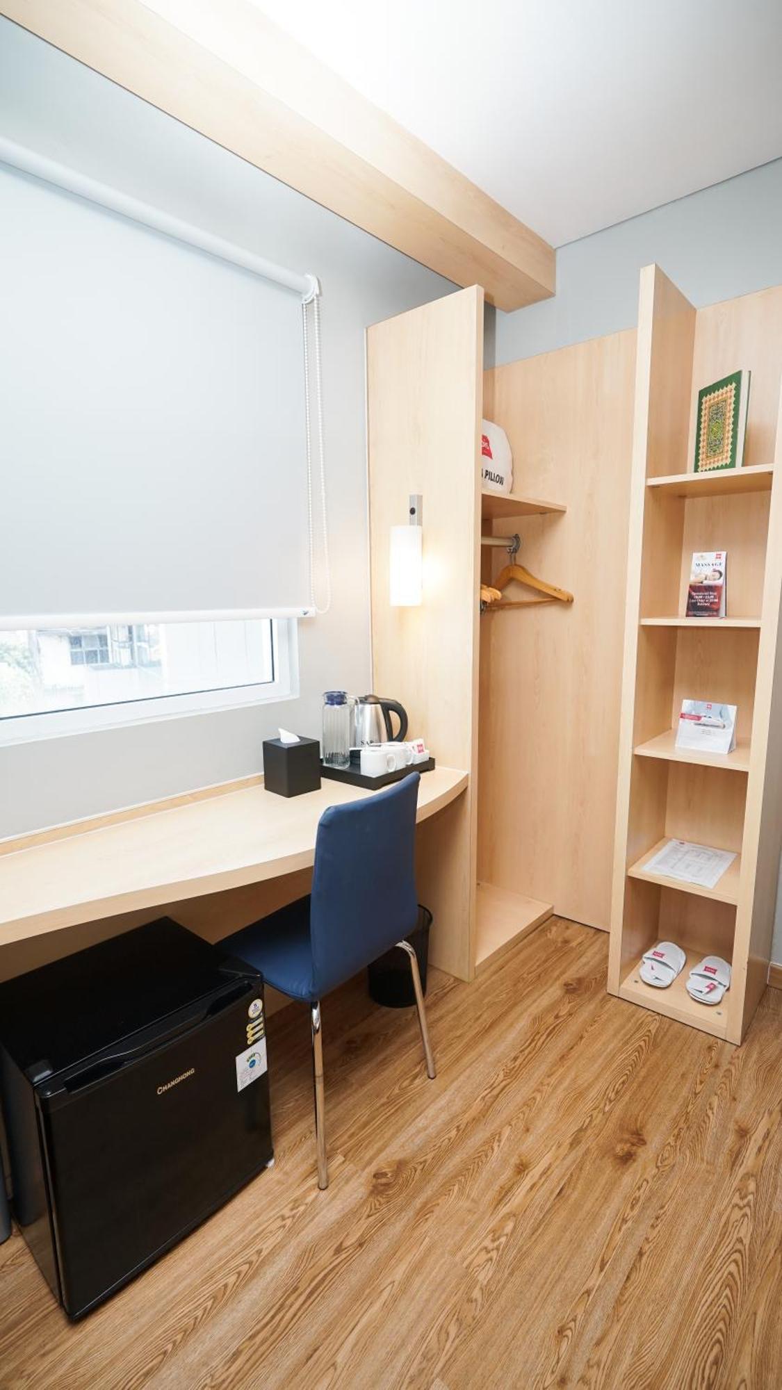 Ibis Jakarta Senen Luaran gambar