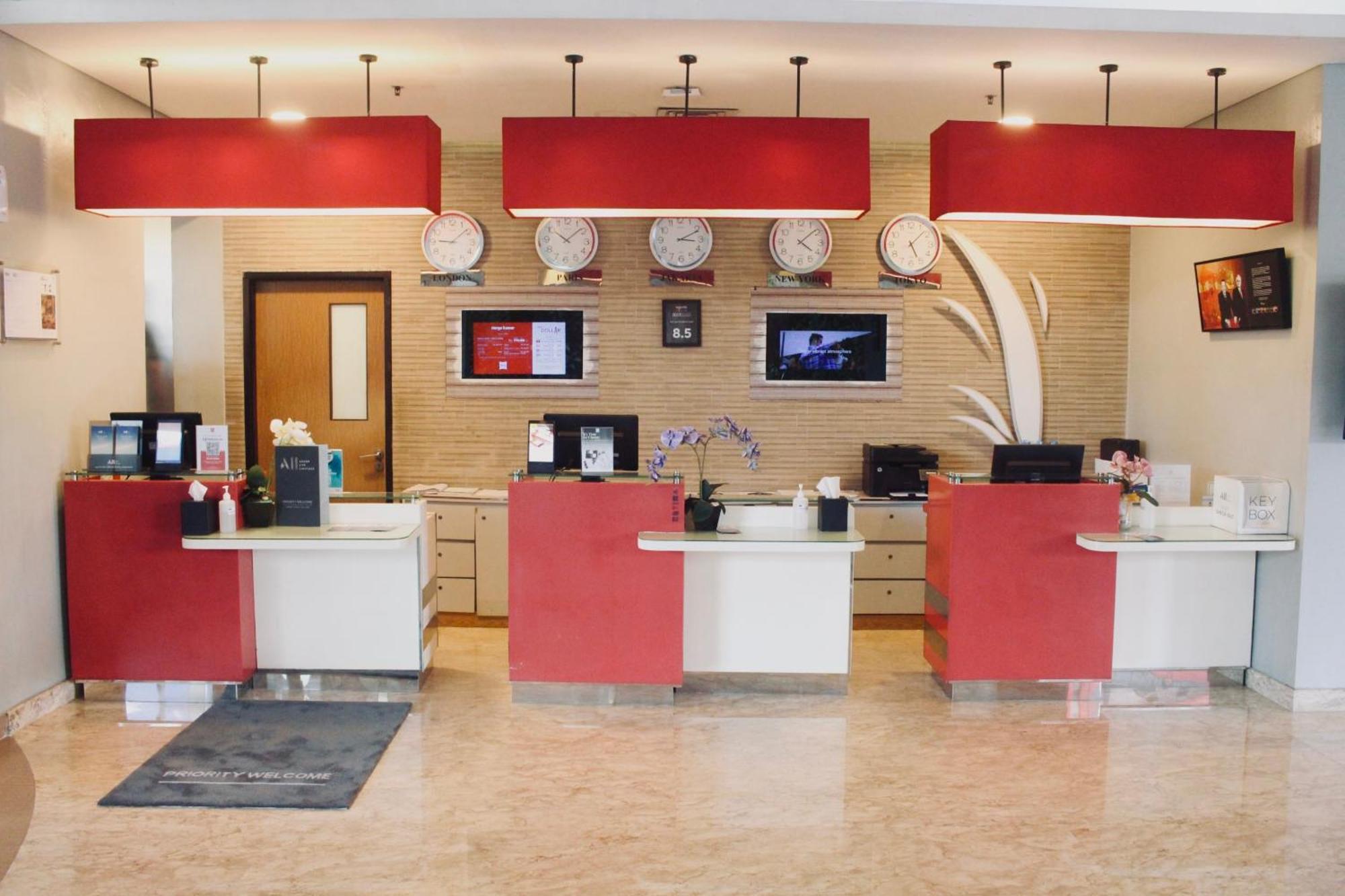 Ibis Jakarta Senen Luaran gambar